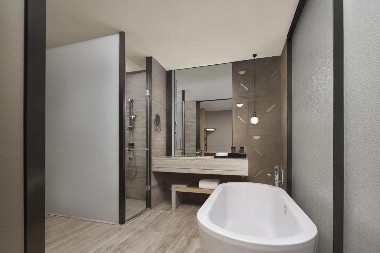Four Points By Sheraton Guiyang, Huaxi Γκουϊγιάνγκ Εξωτερικό φωτογραφία